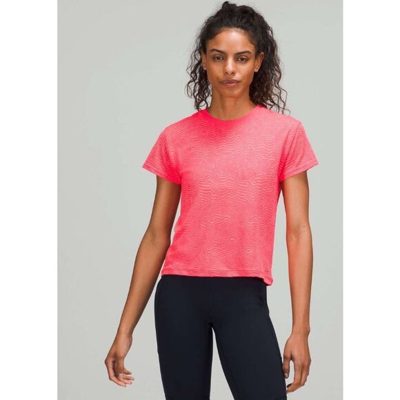 Lululemon Train to Be Seamless Short Sleeve T-Shirt Ripple Wave Flare / Peach Sa - Picture 2 of 10